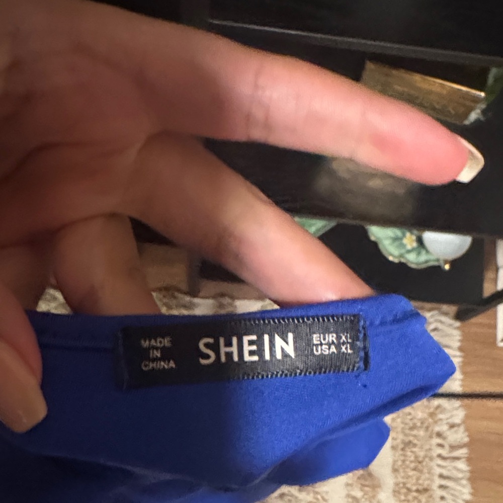 SHEIN Red and Blue Mini Dresses - Picture 2 of 8